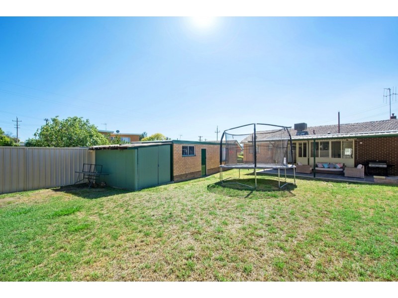 4 Christopher Crescent, Queanbeyan NSW 2620