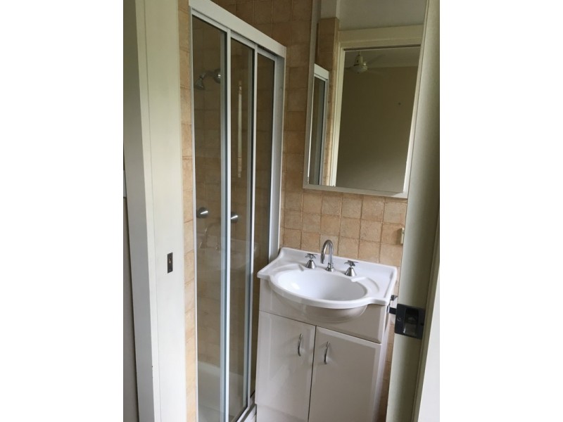 1a Blackall Avenue, Queanbeyan NSW 2620