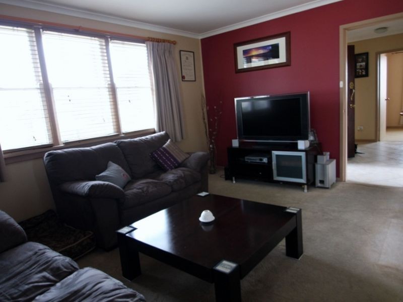 37 Margaret Street, Queanbeyan NSW 2620