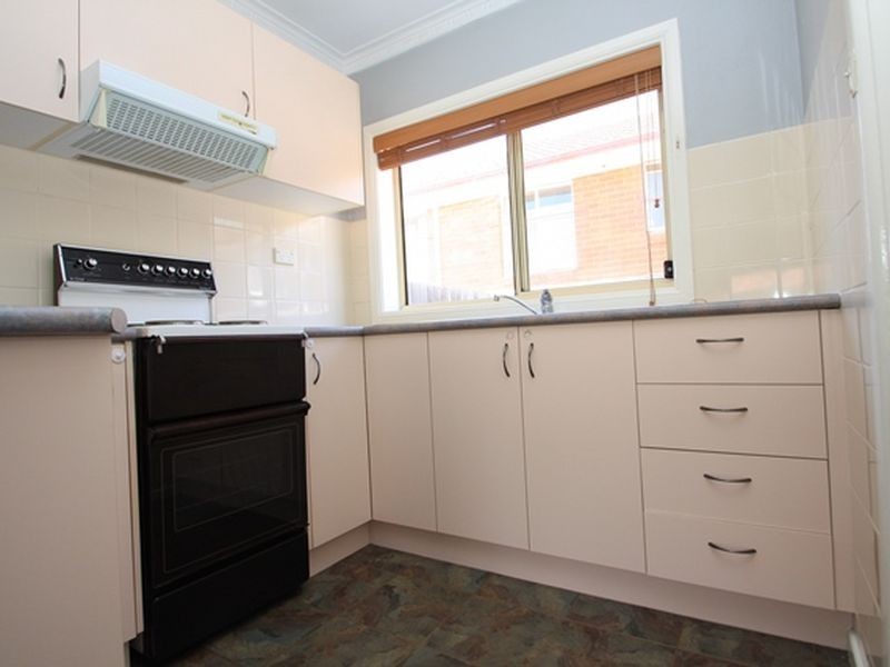 2/11 Callum Street, Queanbeyan NSW 2620