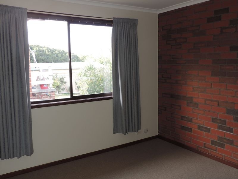 24A Sassafras Cresent, Karabar NSW 2620