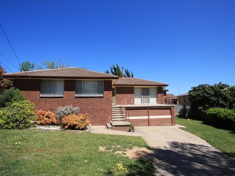 5 Cedar Place, Queanbeyan NSW 2620