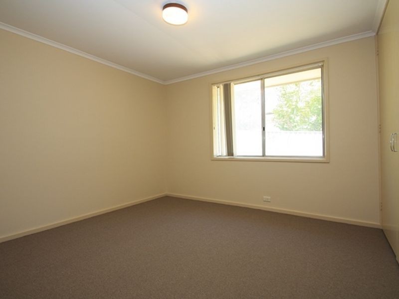 5 Cedar Place, Queanbeyan NSW 2620