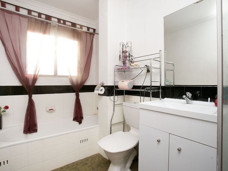 4/16 Derrima Road, Queanbeyan NSW 2620