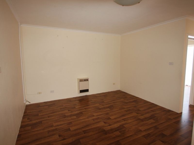 4/17 Carinya Street, Queanbeyan NSW 2620