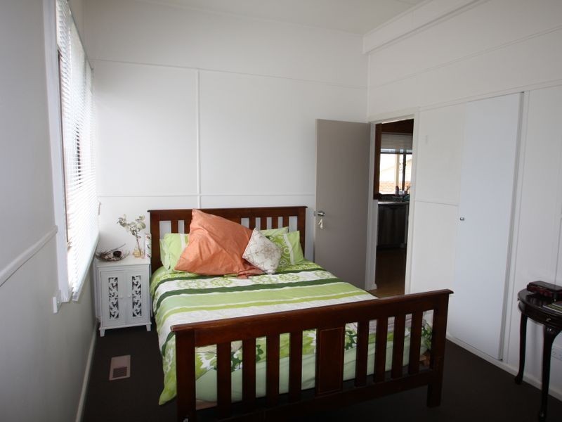 1/27 Gilmore Place, Queanbeyan NSW 2620