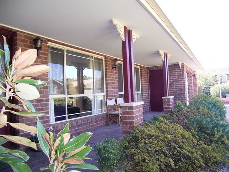 28 Parkview Crescent, Jerrabomberra NSW 2619
