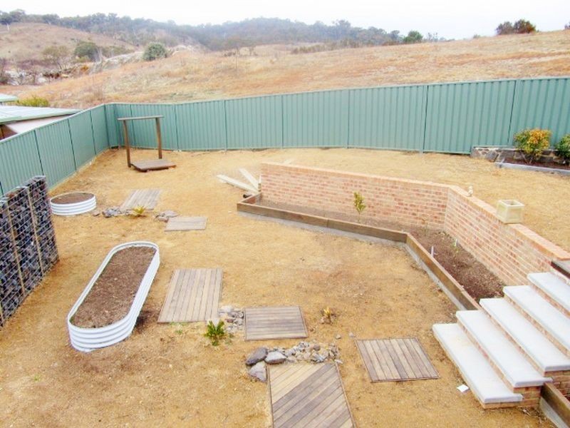 7 Annand Place, Queanbeyan NSW 2620