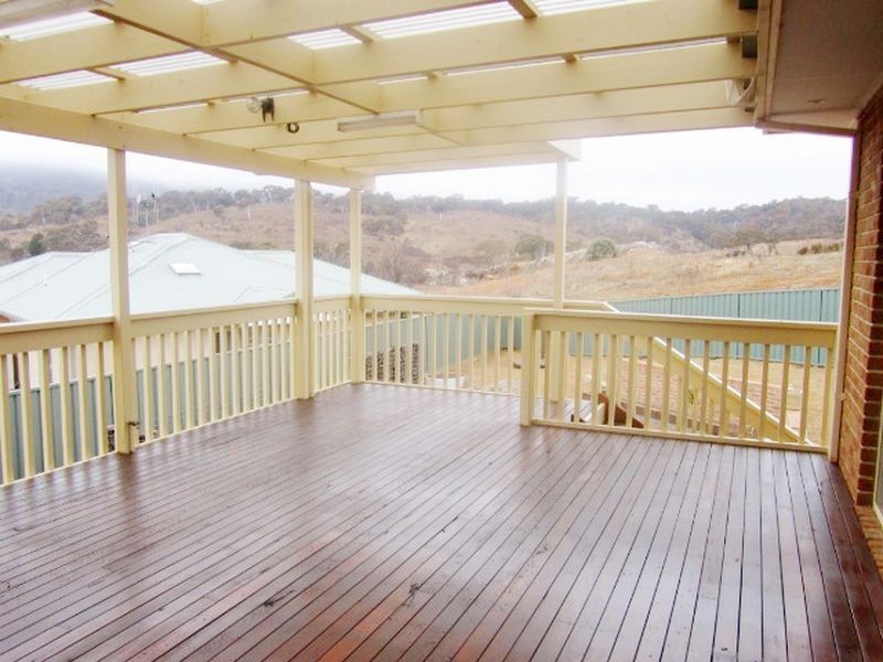 7 Annand Place, Queanbeyan NSW 2620