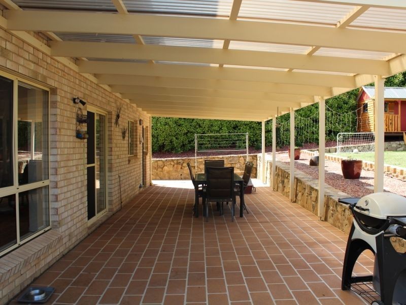 4 Nyora Place, Jerrabomberra NSW 2619