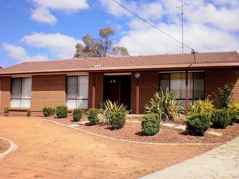 44 Ingleside Road, Queanbeyan NSW 2620