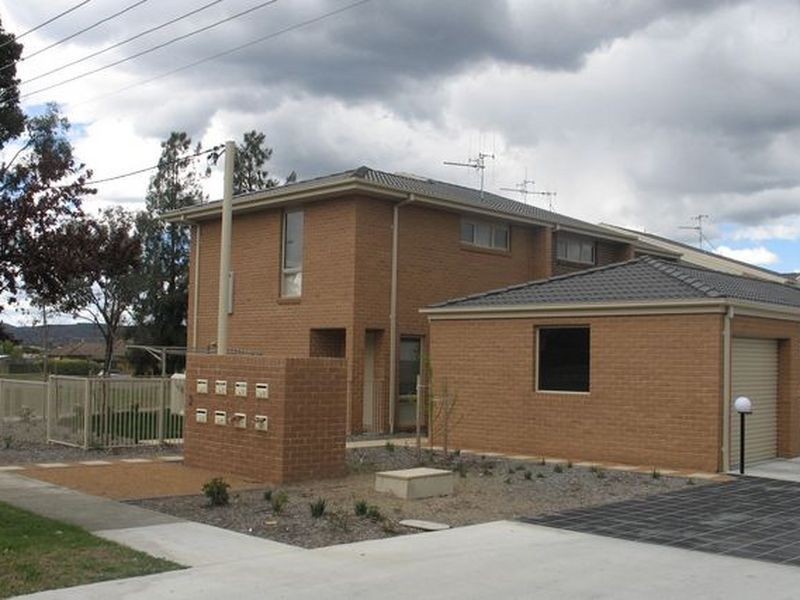7/2 McIntosh Street, Queanbeyan NSW 2620