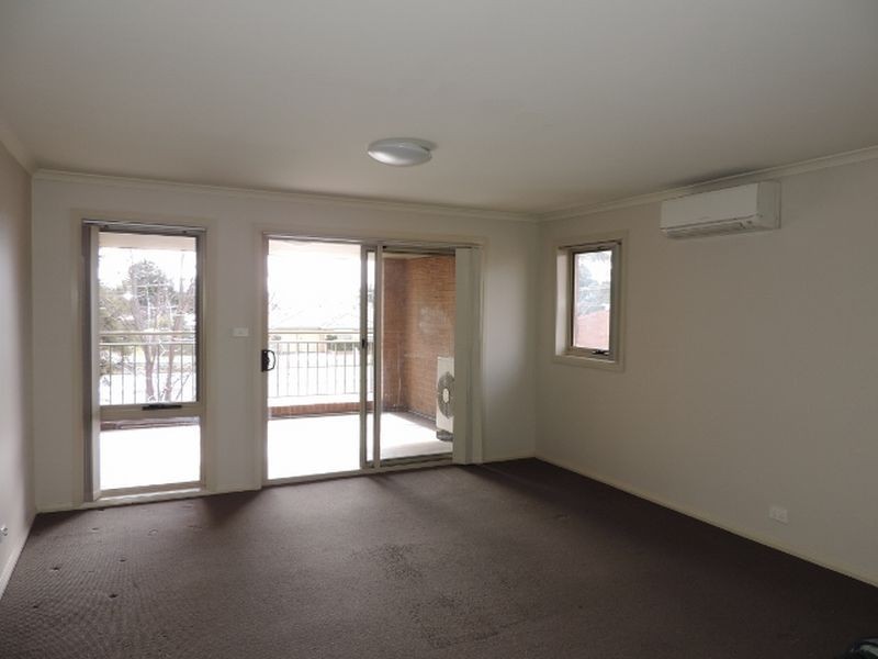 7/2 McIntosh Street, Queanbeyan NSW 2620