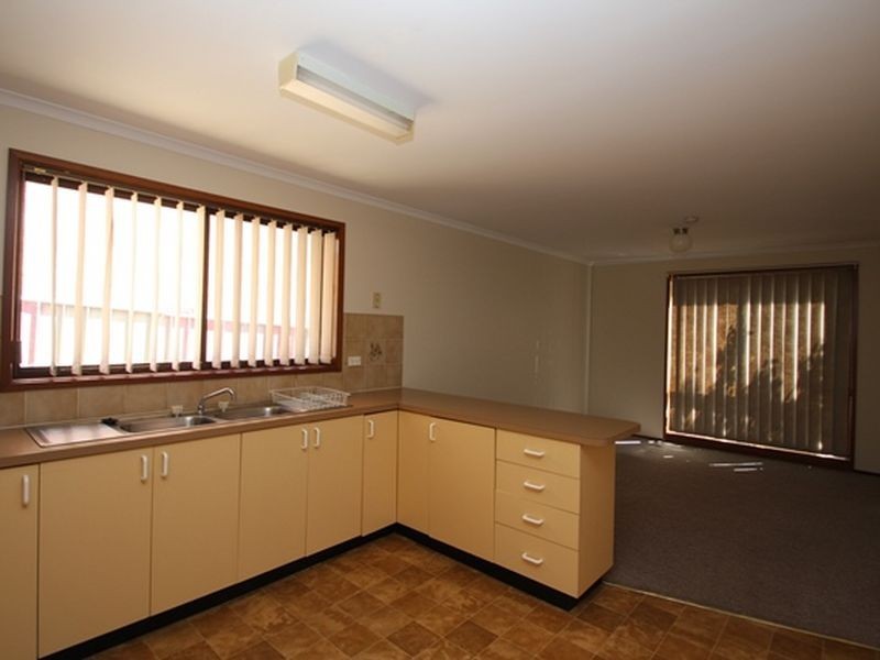 7/40-42 Crest Park Parade, Queanbeyan NSW 2620