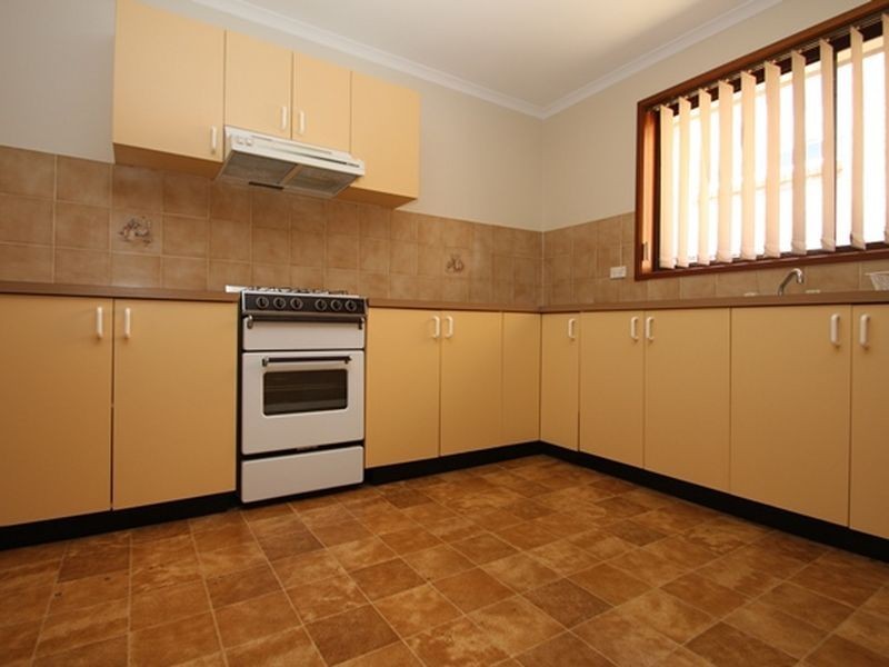 7/40-42 Crest Park Parade, Queanbeyan NSW 2620