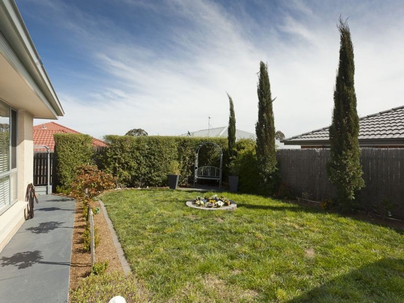 11 Bulloak Street, Queanbeyan NSW 2620