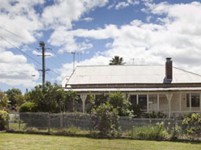 25 Park Street, Queanbeyan NSW 2620