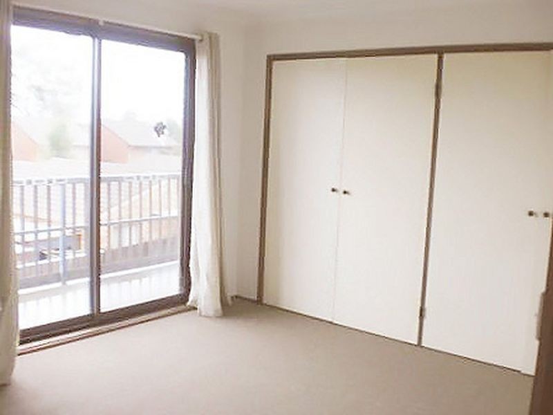 2/12 Hakea Street, Queanbeyan NSW 2620