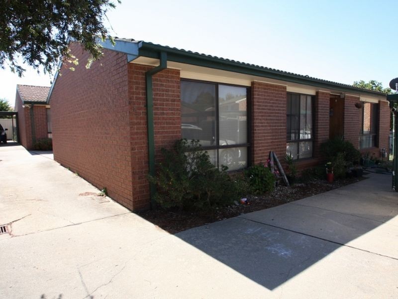 2/55 Cooma Street, Queanbeyan NSW 2620