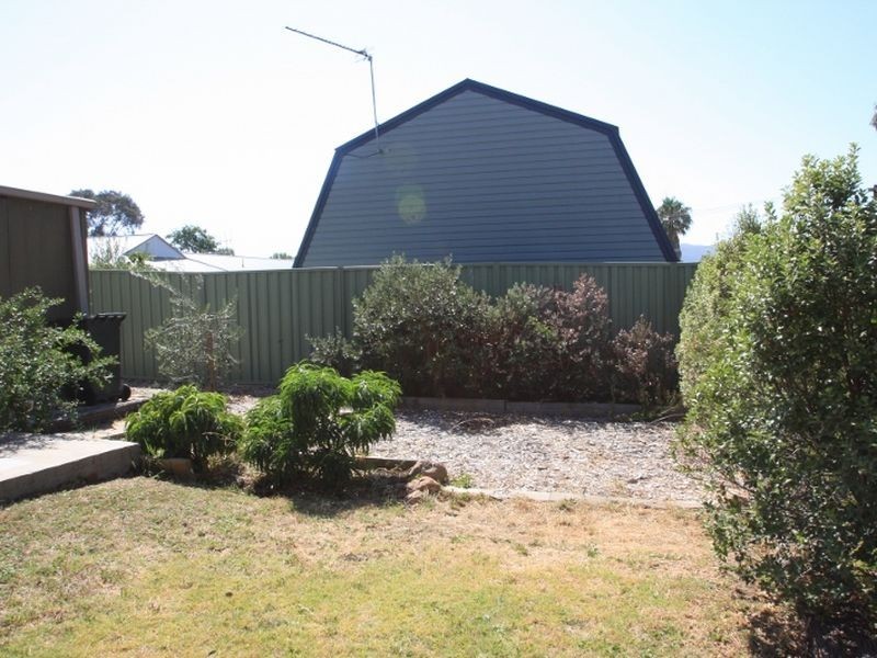 26 The Crescent, Queanbeyan NSW 2620