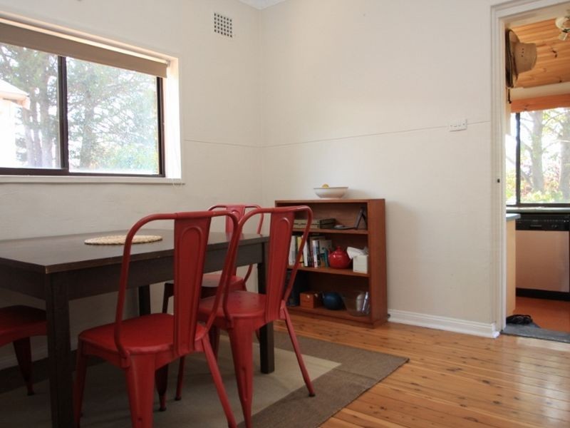 26 The Crescent, Queanbeyan NSW 2620