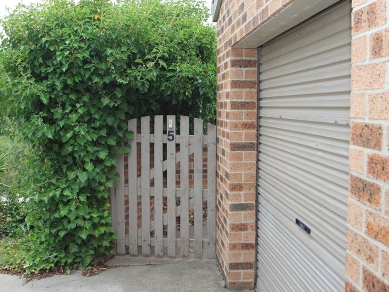 5/122 Tharwa Road, Queanbeyan NSW 2620