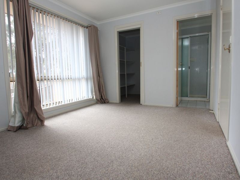 5/122 Tharwa Road, Queanbeyan NSW 2620