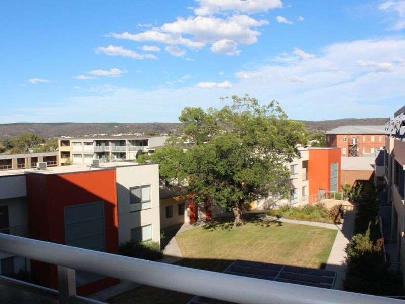 A20/17 Uriarra Road, Queanbeyan NSW 2620