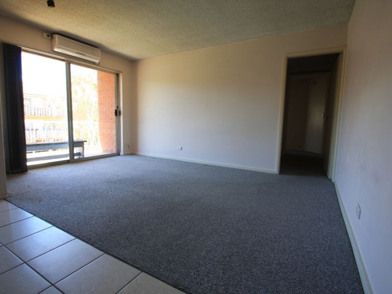 19/56 Trinculo Place, Queanbeyan NSW 2620