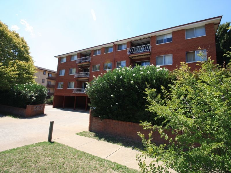 19/56 Trinculo Place, Queanbeyan NSW 2620