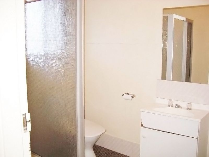 14/10 Macquoid Street, Queanbeyan NSW 2620