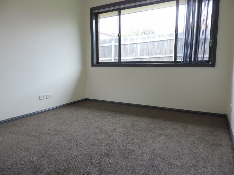 37 Bluestone Gardens, Jerrabomberra NSW 2619