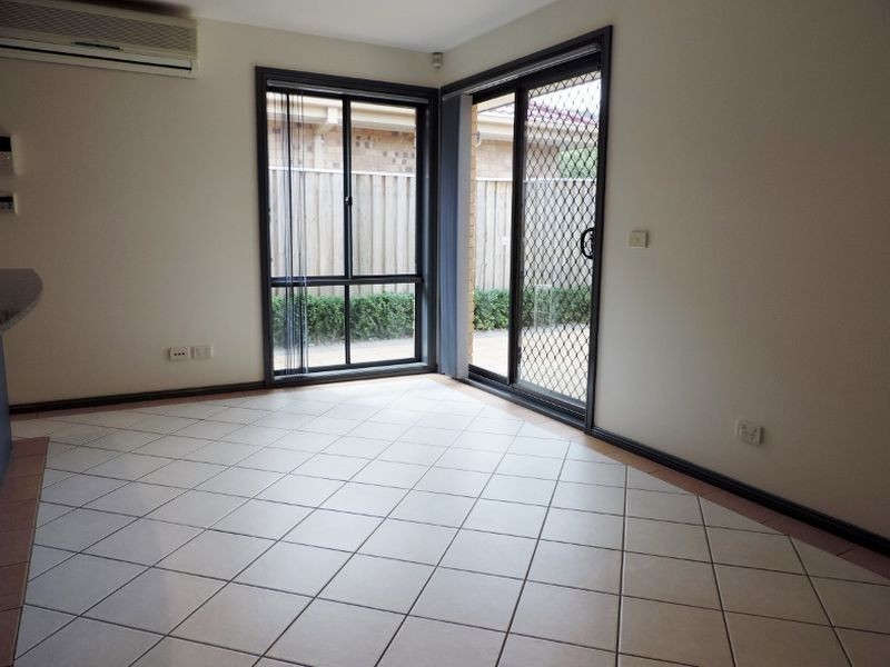 37 Bluestone Gardens, Jerrabomberra NSW 2619