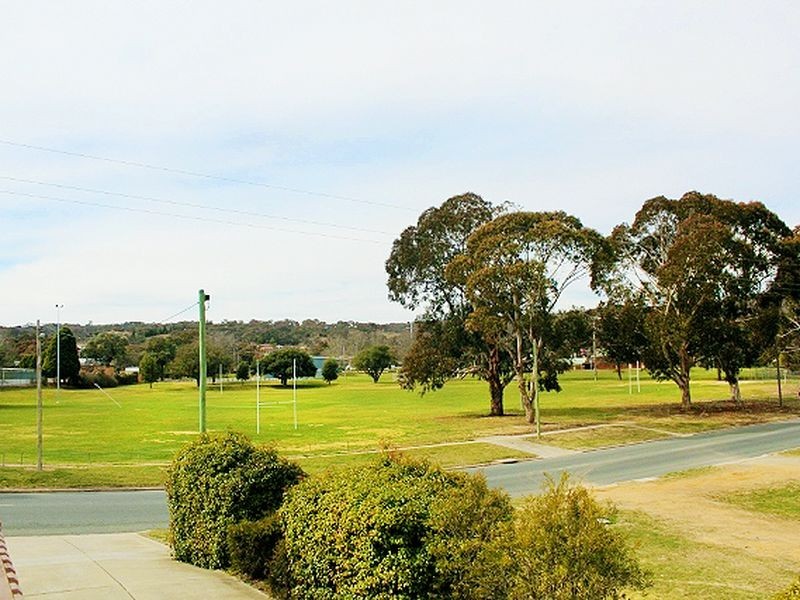 2/29 High Street, Queanbeyan NSW 2620