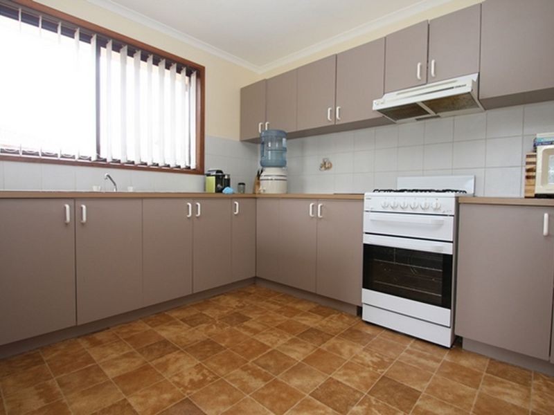 1/40-42 Crest Park Parade, Queanbeyan NSW 2620