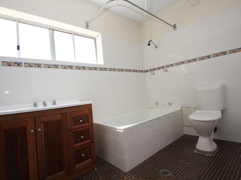 5/34-36 Mowatt Street, Queanbeyan NSW 2620