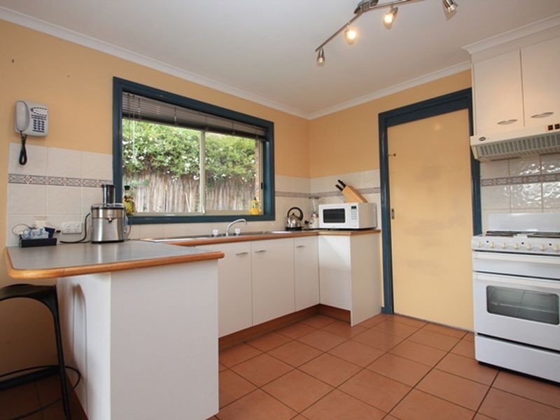 10/60 Jacaranda Drive, Jerrabomberra NSW 2619