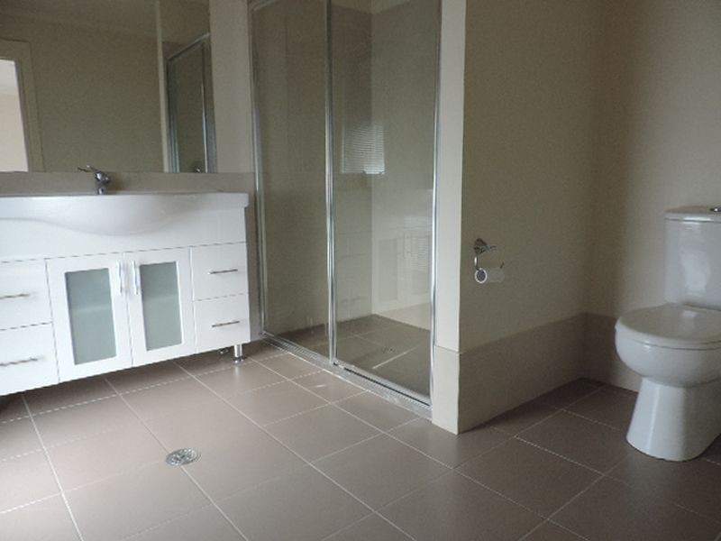 6/30-32 Buttle Street, Queanbeyan NSW 2620