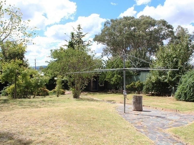 12 Hillbar Rise, Queanbeyan NSW 2620