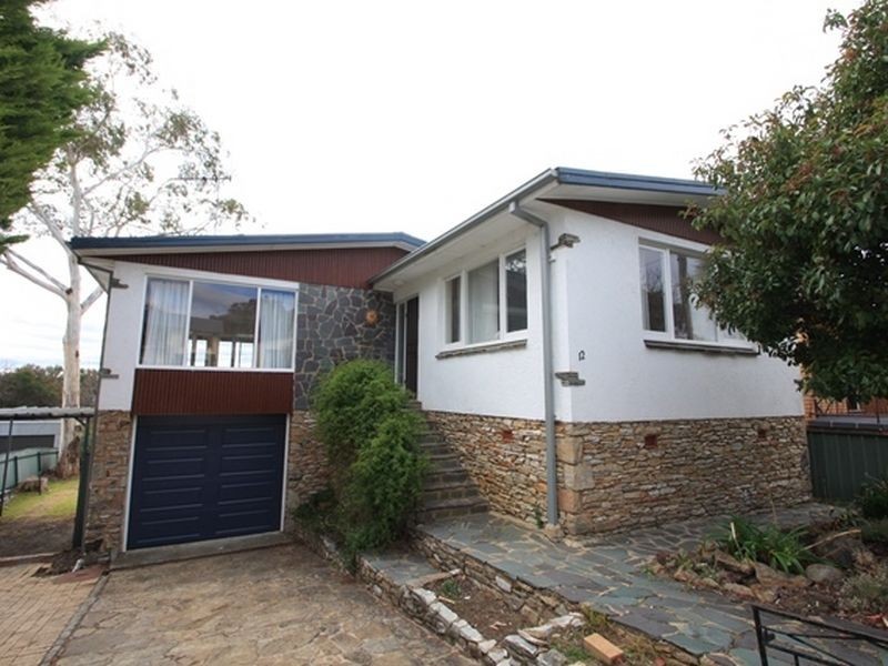 12 Hillbar Rise, Queanbeyan NSW 2620