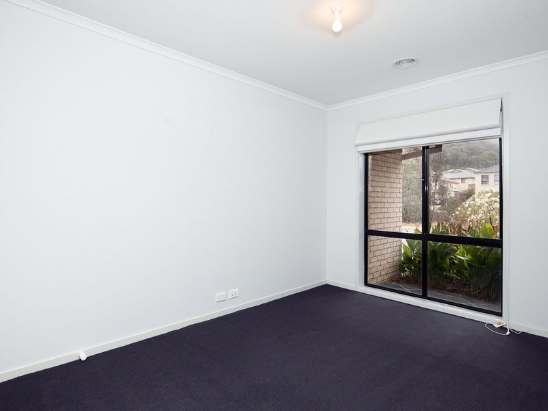 10 Dilwynia Crescent, Jerrabomberra NSW 2619