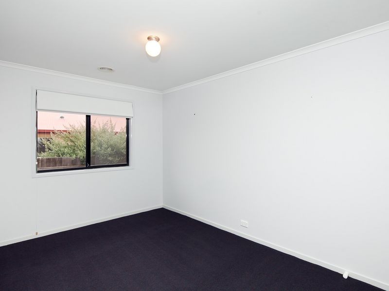 10 Dilwynia Crescent, Jerrabomberra NSW 2619