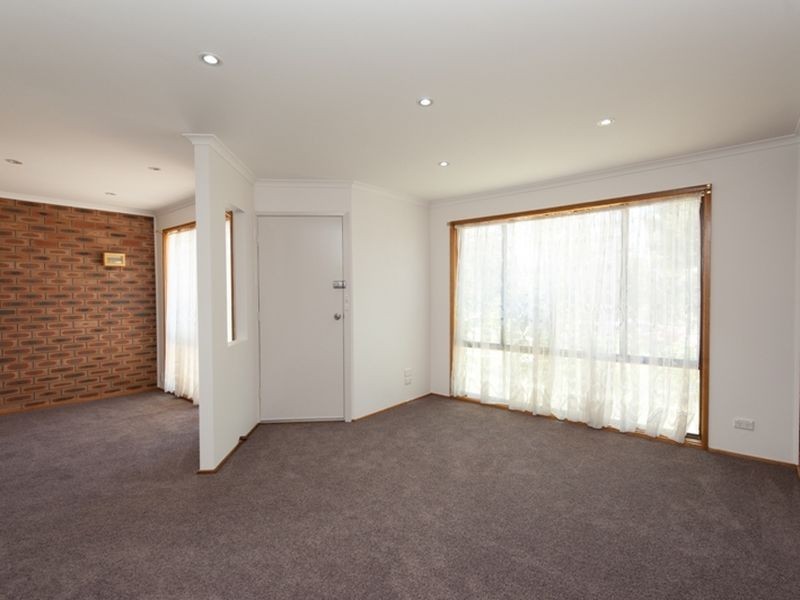 2/116 Henderson Road, Queanbeyan NSW 2620