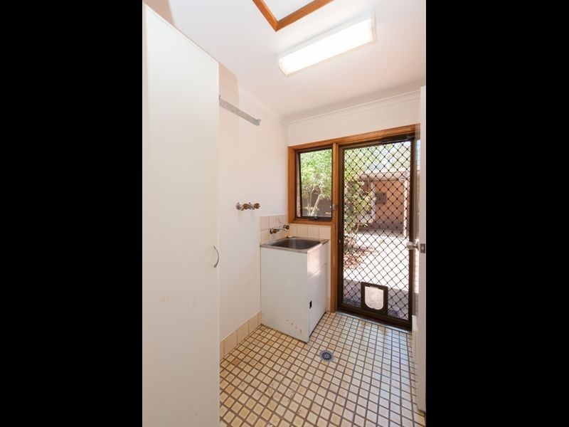 2/116 Henderson Road, Queanbeyan NSW 2620