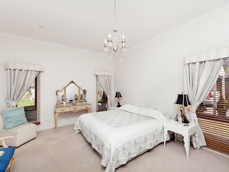 9 Alice Street, Queanbeyan NSW 2620