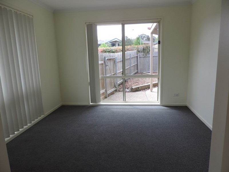 24 Ironbark Circuit, Jerrabomberra NSW 2619