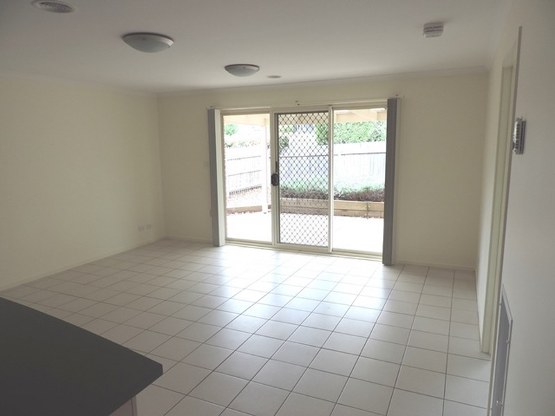 24 Ironbark Circuit, Jerrabomberra NSW 2619