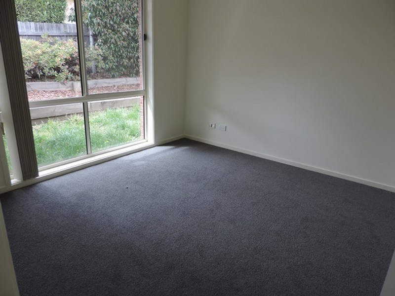 24 Ironbark Circuit, Jerrabomberra NSW 2619