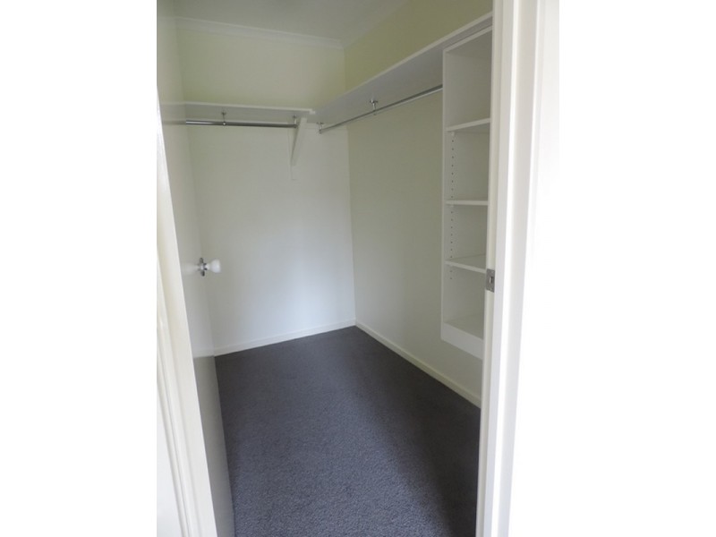 24 Ironbark Circuit, Jerrabomberra NSW 2619