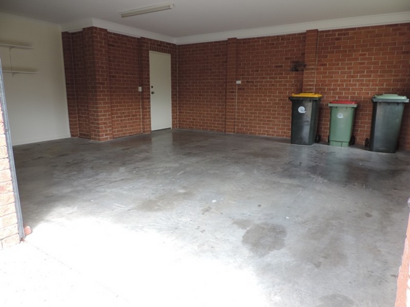 24 Ironbark Circuit, Jerrabomberra NSW 2619